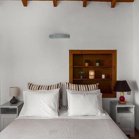 Traditional Rustic Maisonette By Konnect آغيوس يوانيس بيريستريون المظهر الخارجي الصورة