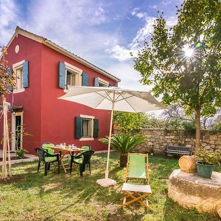 Traditional Rustic Maisonette By Konnect آغيوس يوانيس بيريستريون المظهر الخارجي الصورة